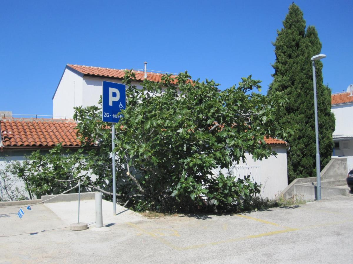 Apartman Zaglav Apartment Martinšćica Exterior foto